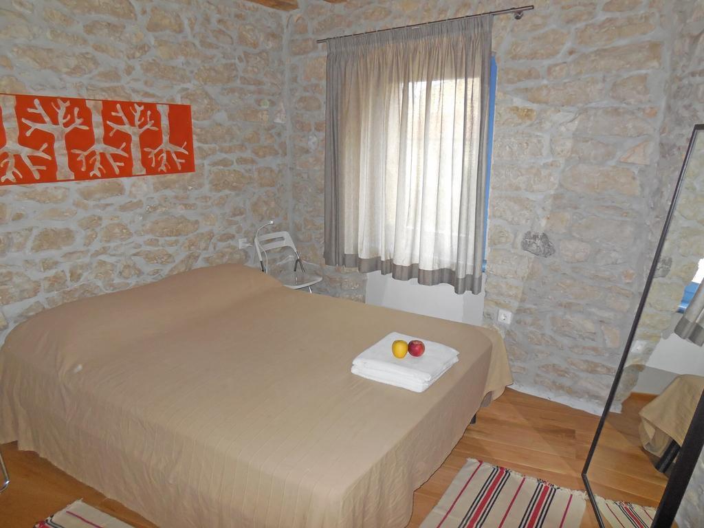 Stone House Apartments Brtonigla Extérieur photo